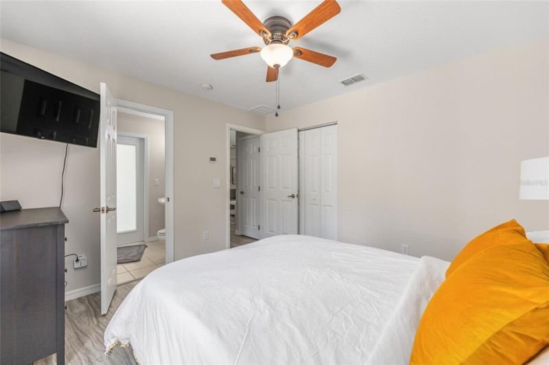 Third guest bedroom with TV